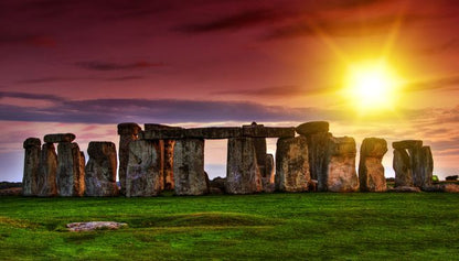 1nt: 4* Wiltshire stay, breakfast & Stonehenge: £198 for two