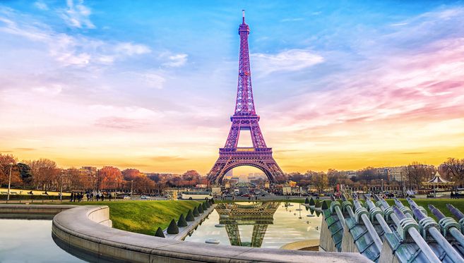 1nt: 4* Paris stay. breakfast & Seine River Cruise: £218 for two