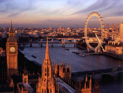 2nt: 4* London stay & Choice of 2 Attractions: £378 for two