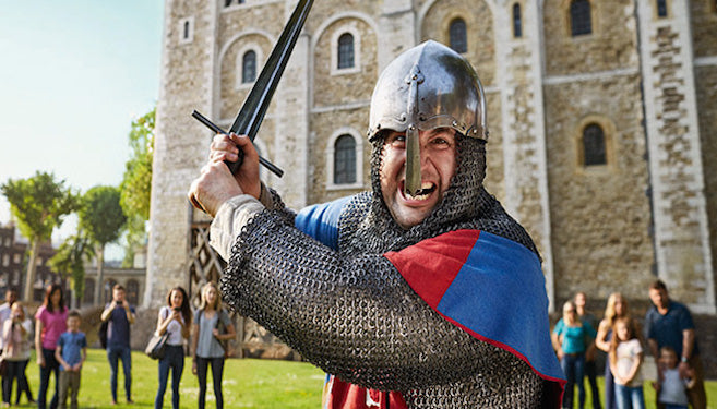 2nt: 4* London stay, breakfast & Tower of London: £358 for two